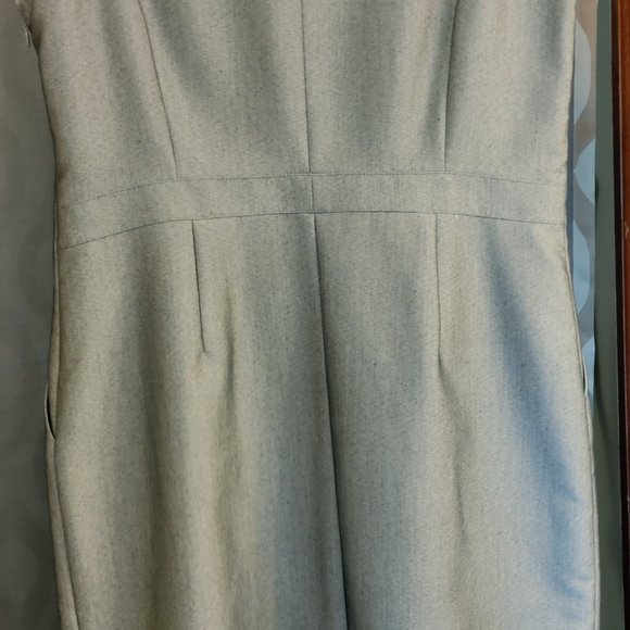 Dress - Picture 5 of 6